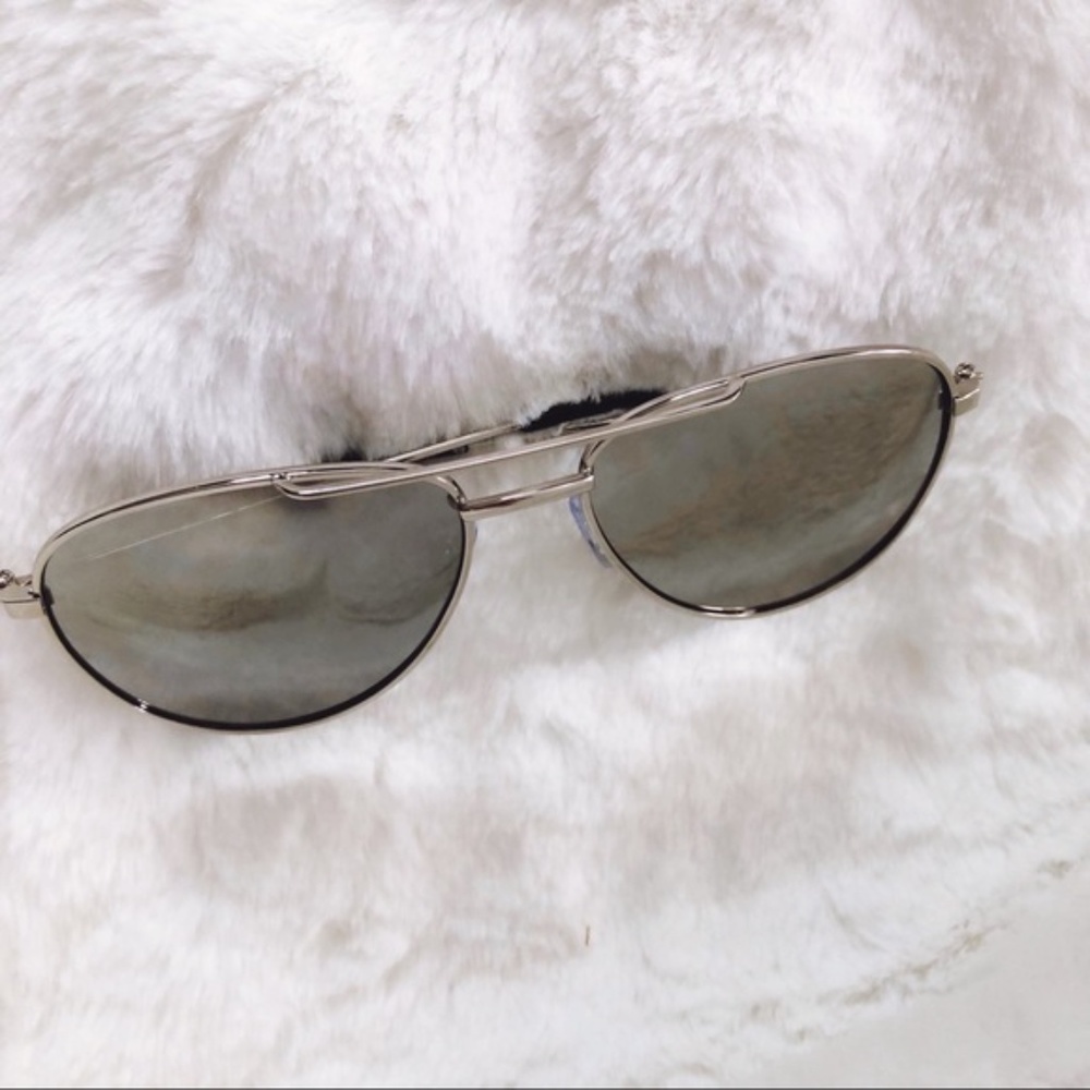 Hunter Mirrored Aviator Sunglasses - Picture 2 of 16